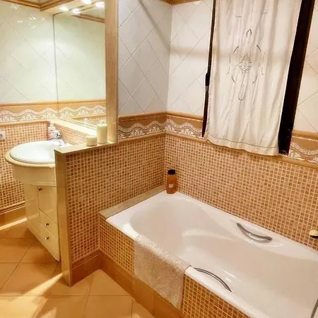 Apartamento En Ref 061 *