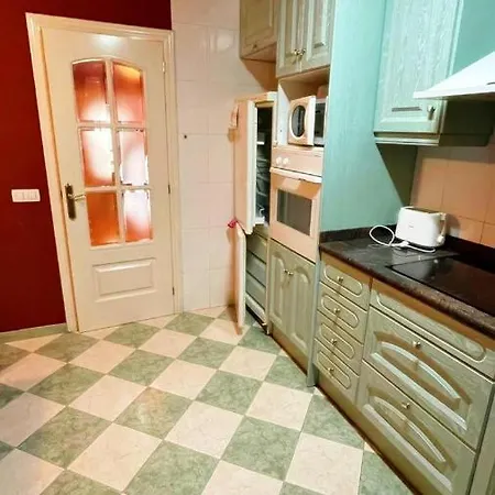 Apartamento En Ref 061 *